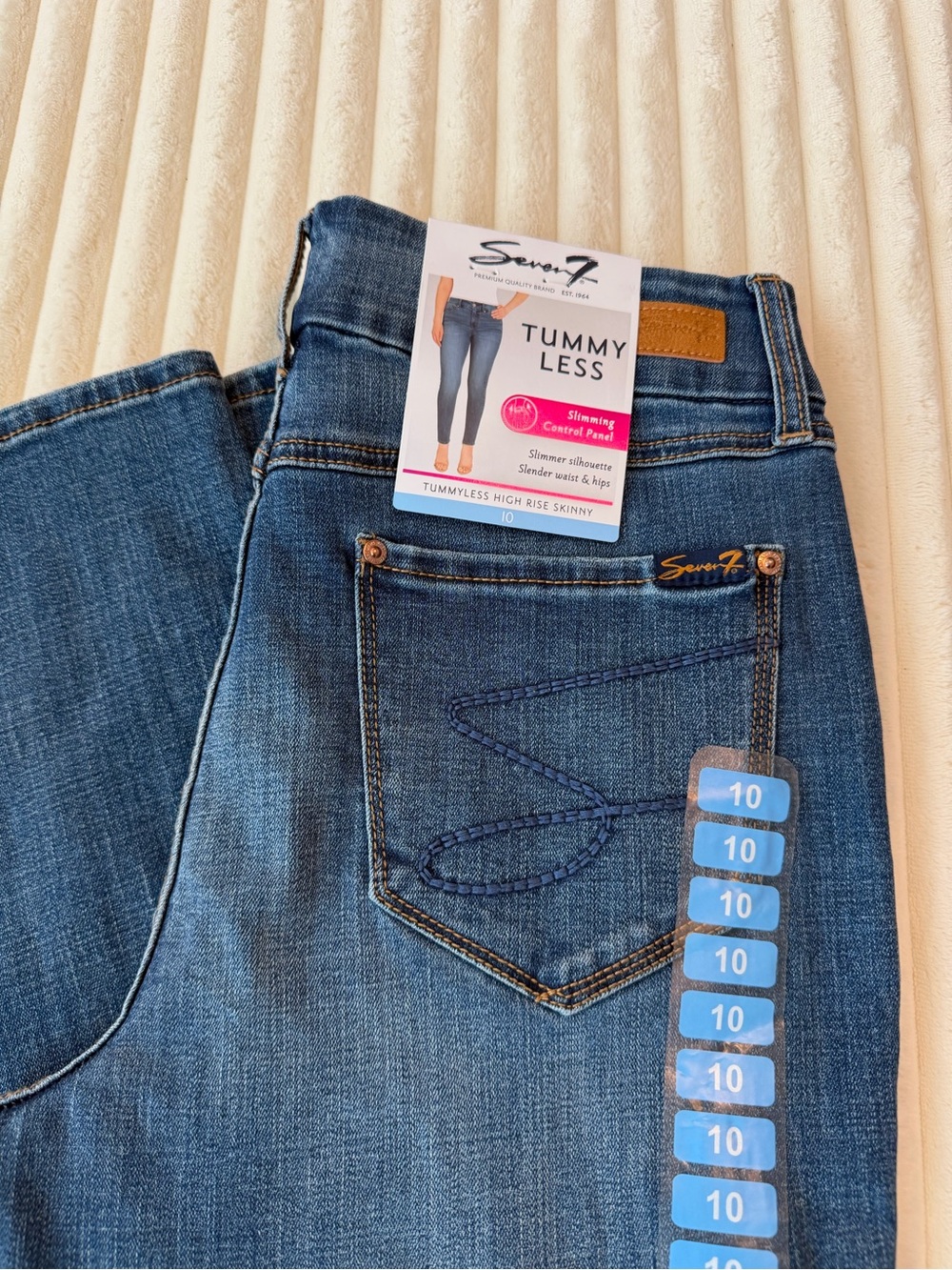 NWT. Seven7 Tummy Less High-Rise Skinny Jeans in Medium Blue. Size 10